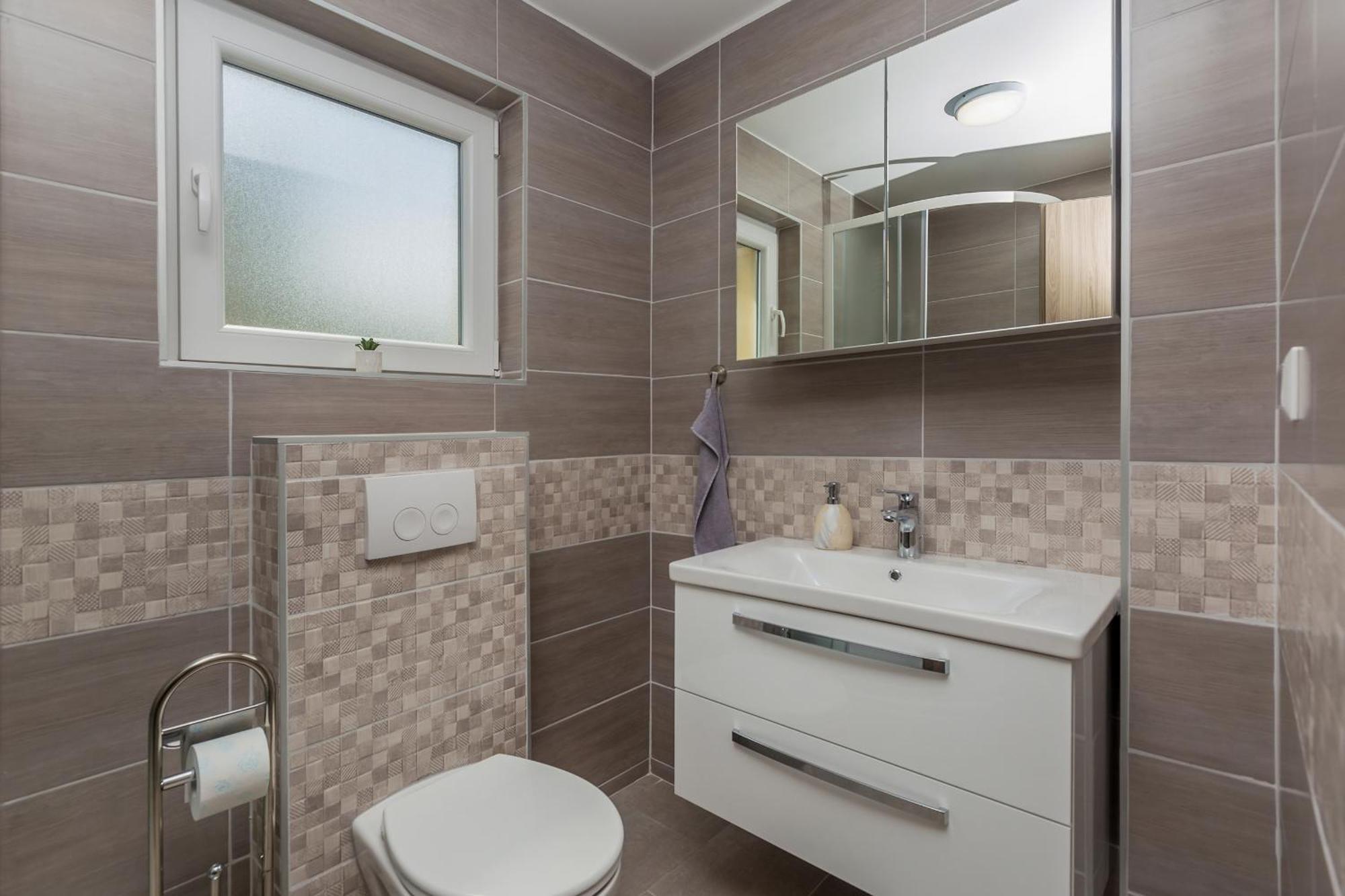 Apartmani Tena Njivice Exterior photo