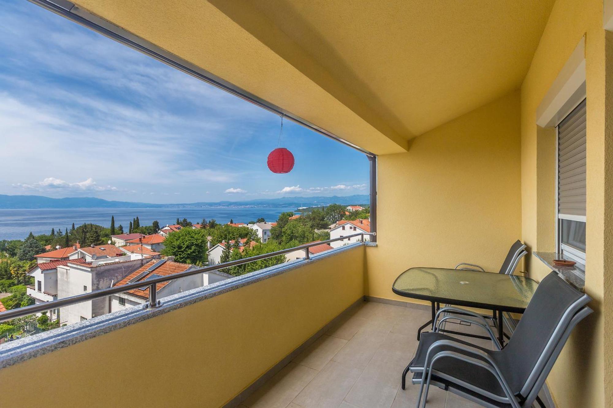Apartmani Tena Njivice Exterior photo